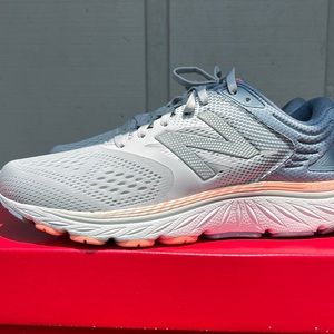 New Balance 940 Womens Running Shoes Sz 11 Summer Fog/Reflection/Ginger Pink